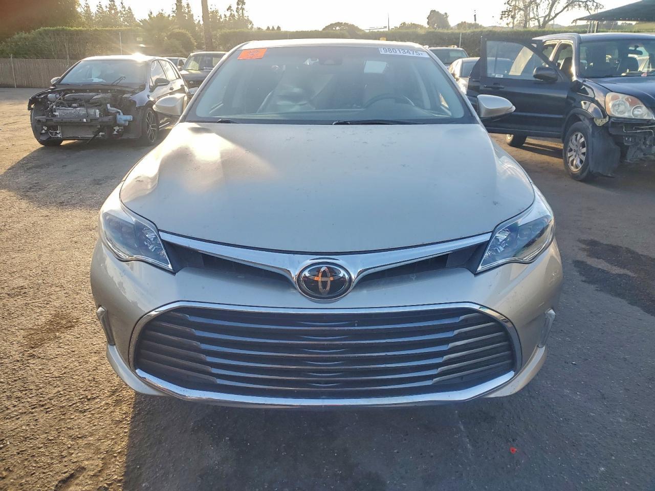 2017 Toyota Avalon - Фото 5