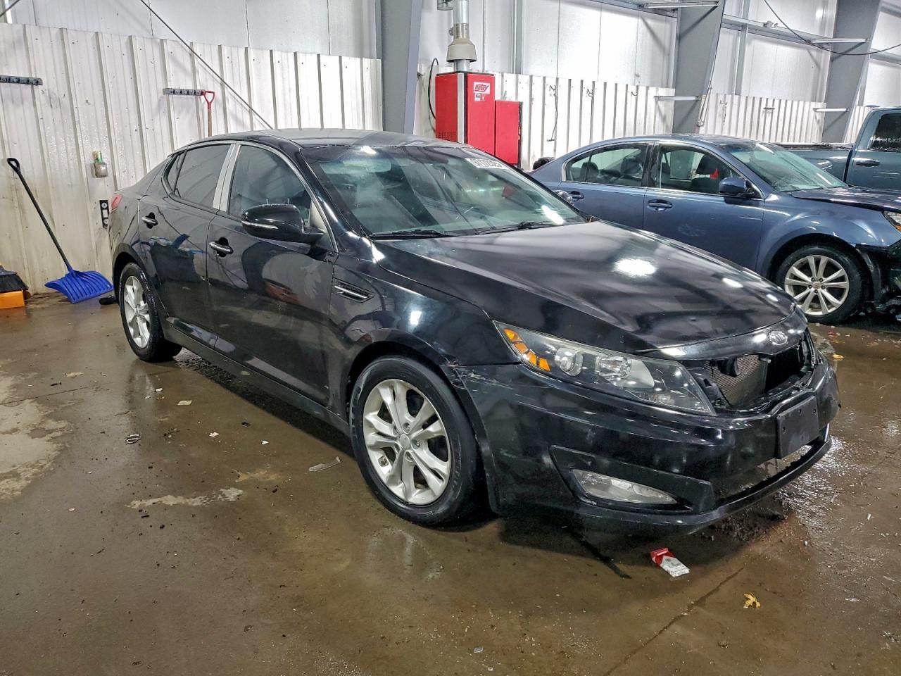 2012 Kia Optima Ex - Image 4