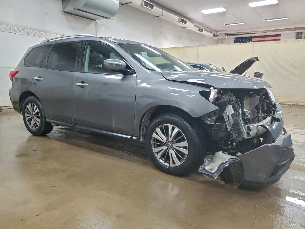 2019 Nissan Pathfinder S - Фото 4