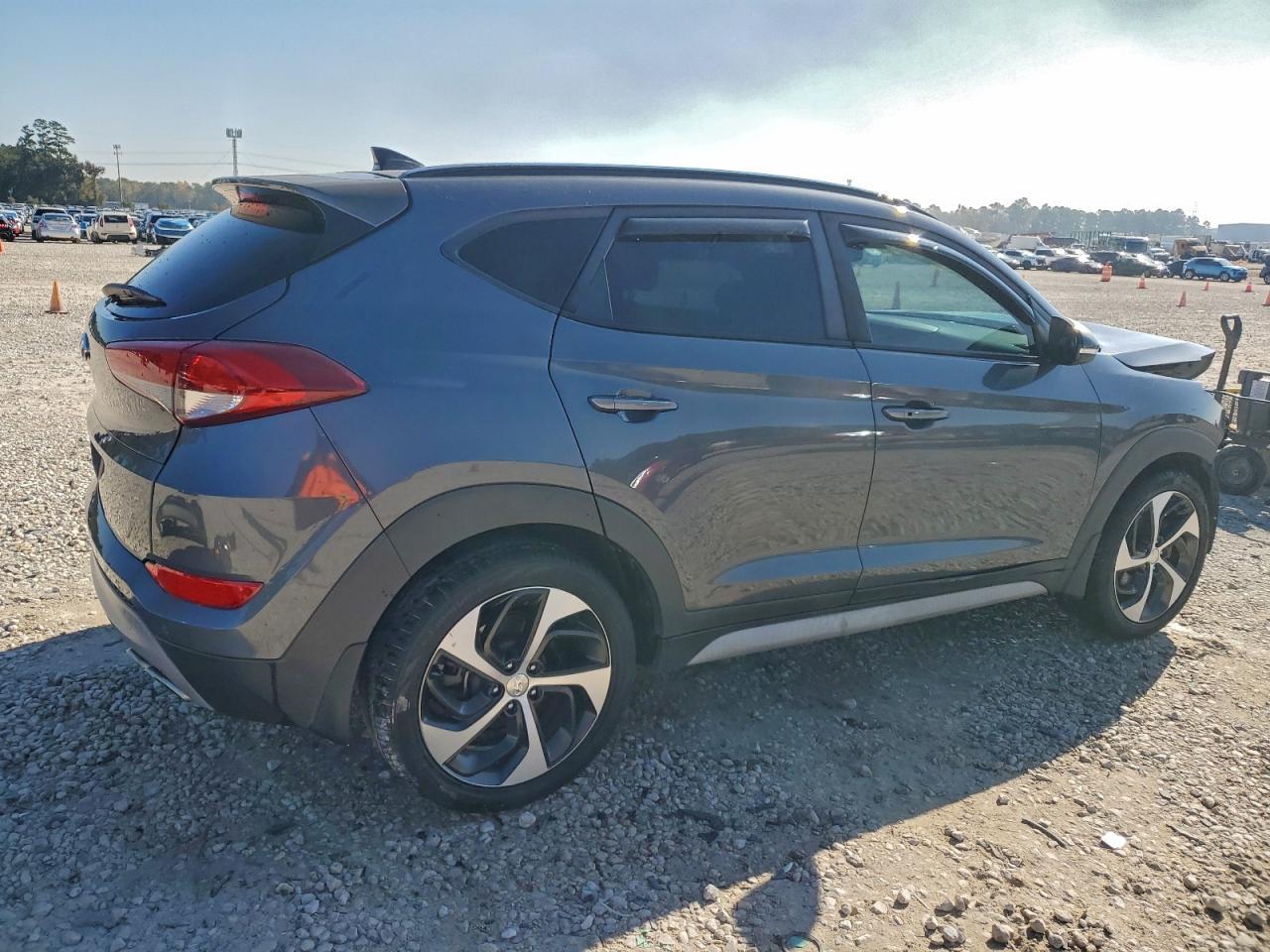 2018 Hyundai Tucson Value - Фото 3