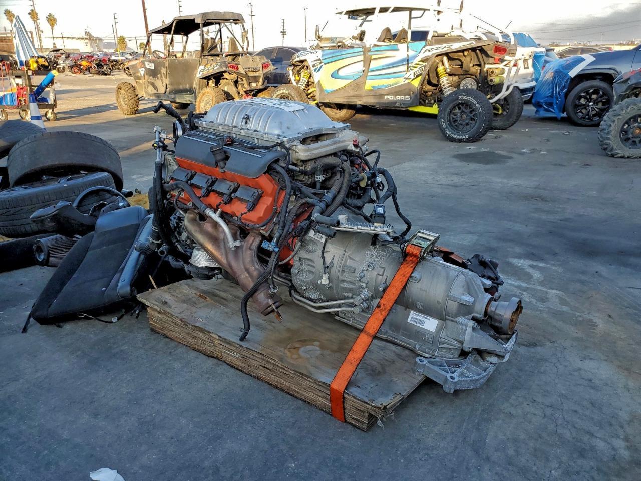 2017 Dodge Challenger Srt Hellcat - Фото 2