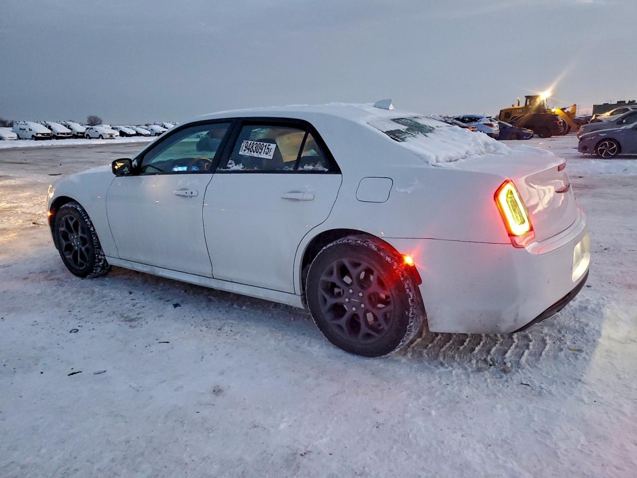 2022 Chrysler 300 Touring L - Image 2