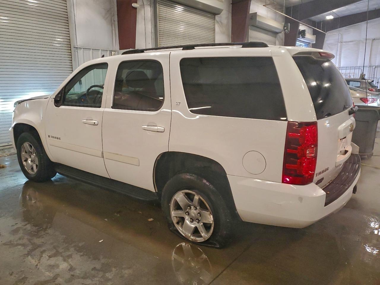 2007 Chevrolet Tahoe K1500 - Image 2