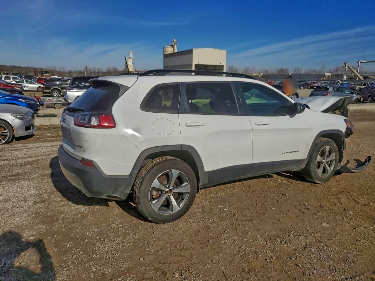 2022 Jeep Cherokee Limited - Image 3