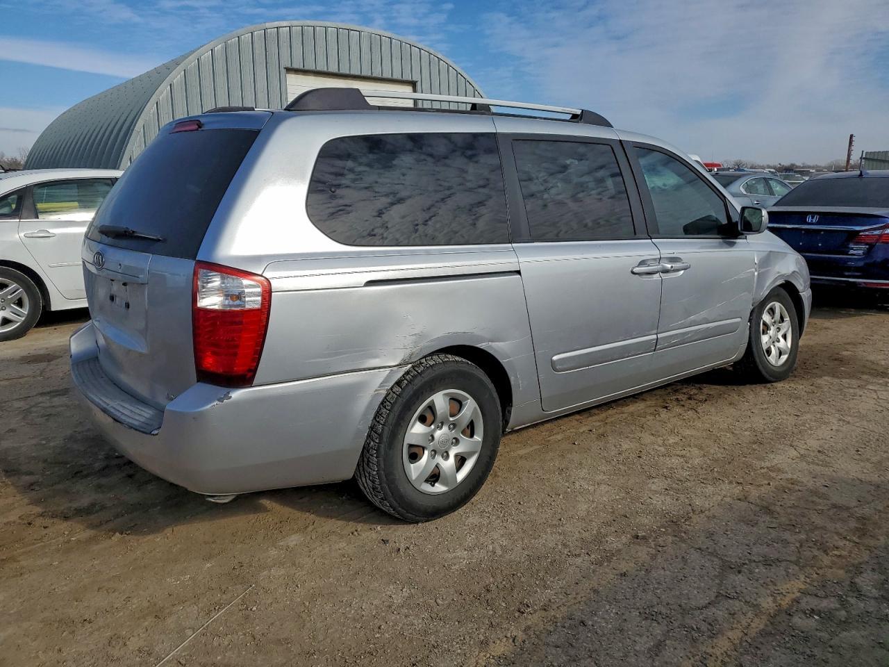 2006 Kia Sedona Ex - Image 3