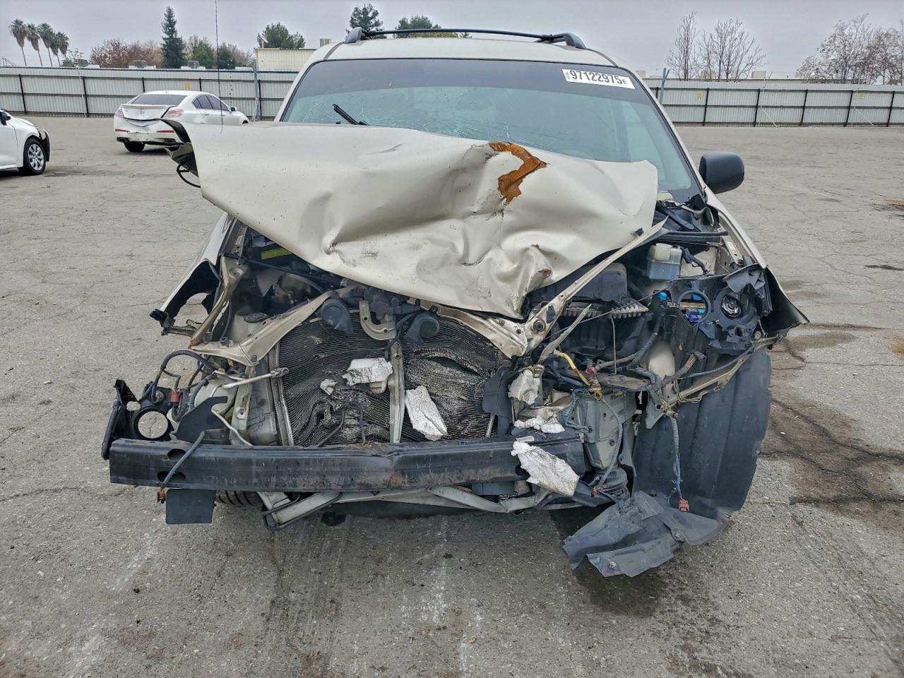 2004 Toyota Sienna Ce - Image 5