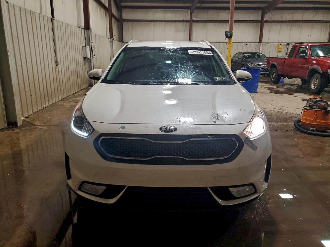 2017 Kia Niro Ex - Фото 5