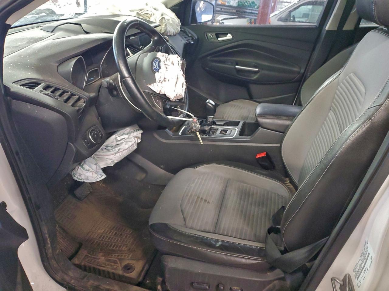 2017 Ford Escape Se - Фото 7