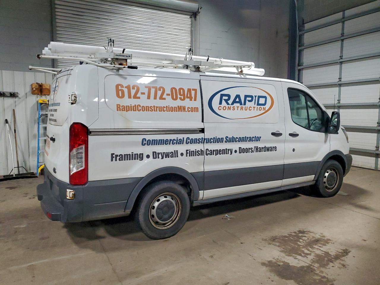 2017 Ford Transit 150 Utility / Service Van - Фото 3