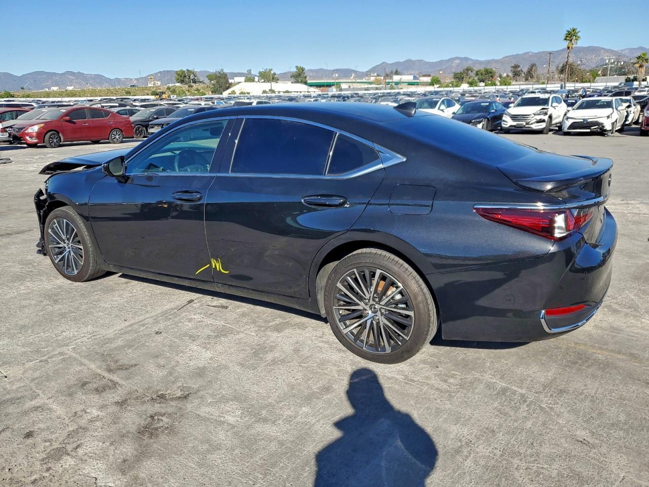 2024 Lexus Es 300H Base - Фото 2