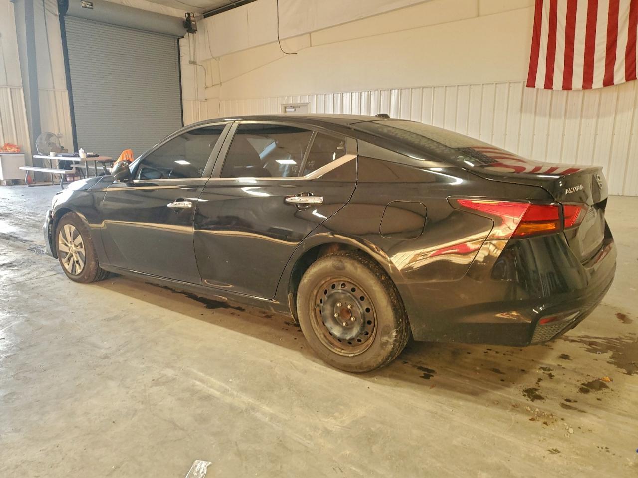 2019 Nissan Altima S - Image 2