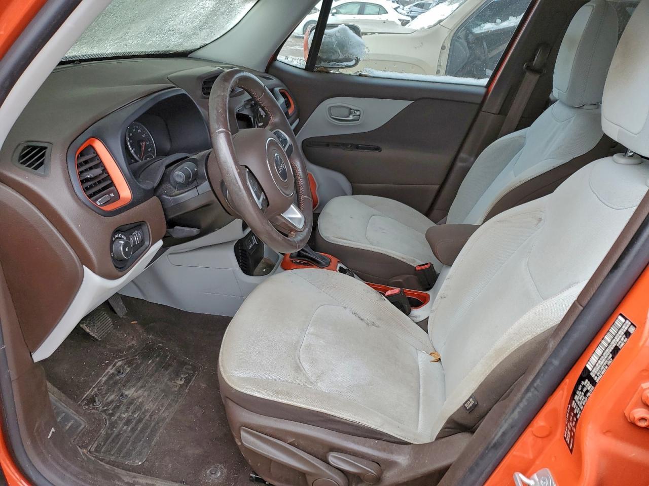 2015 Jeep Renegade Latitude - Image 7