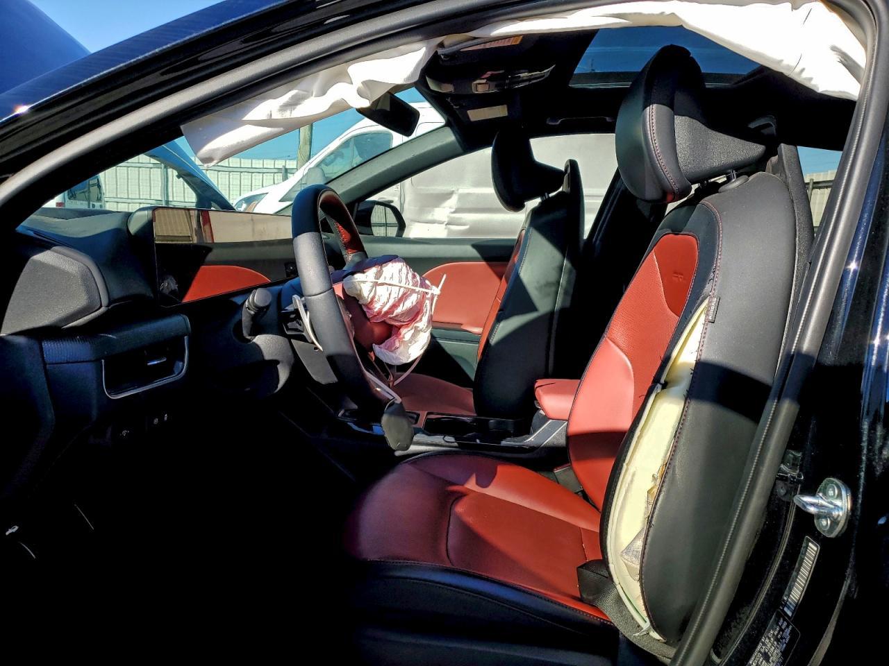 2025 Kia K4 Gt-Line Turbo - Image 7