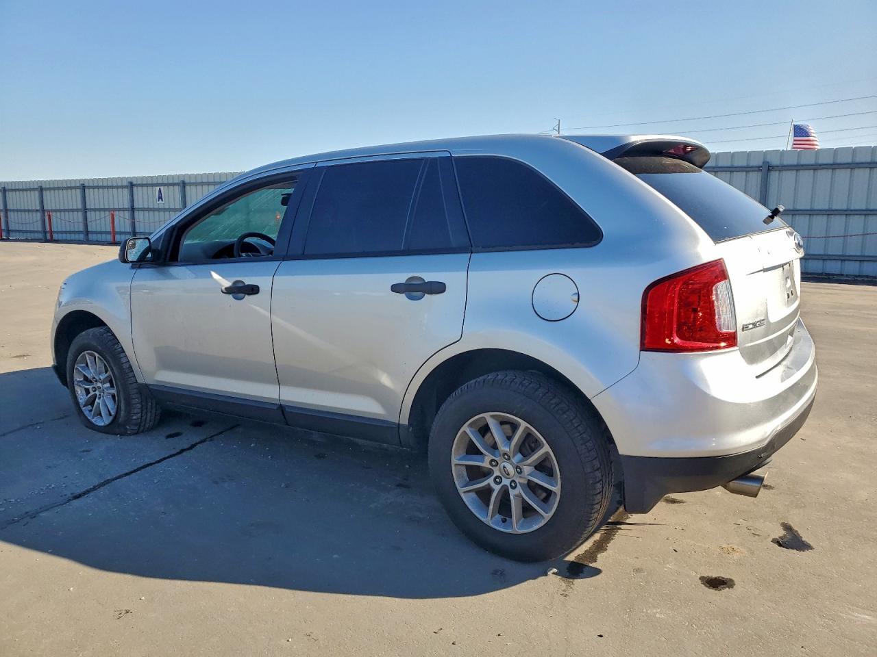 2014 Ford Edge Se - Фото 2