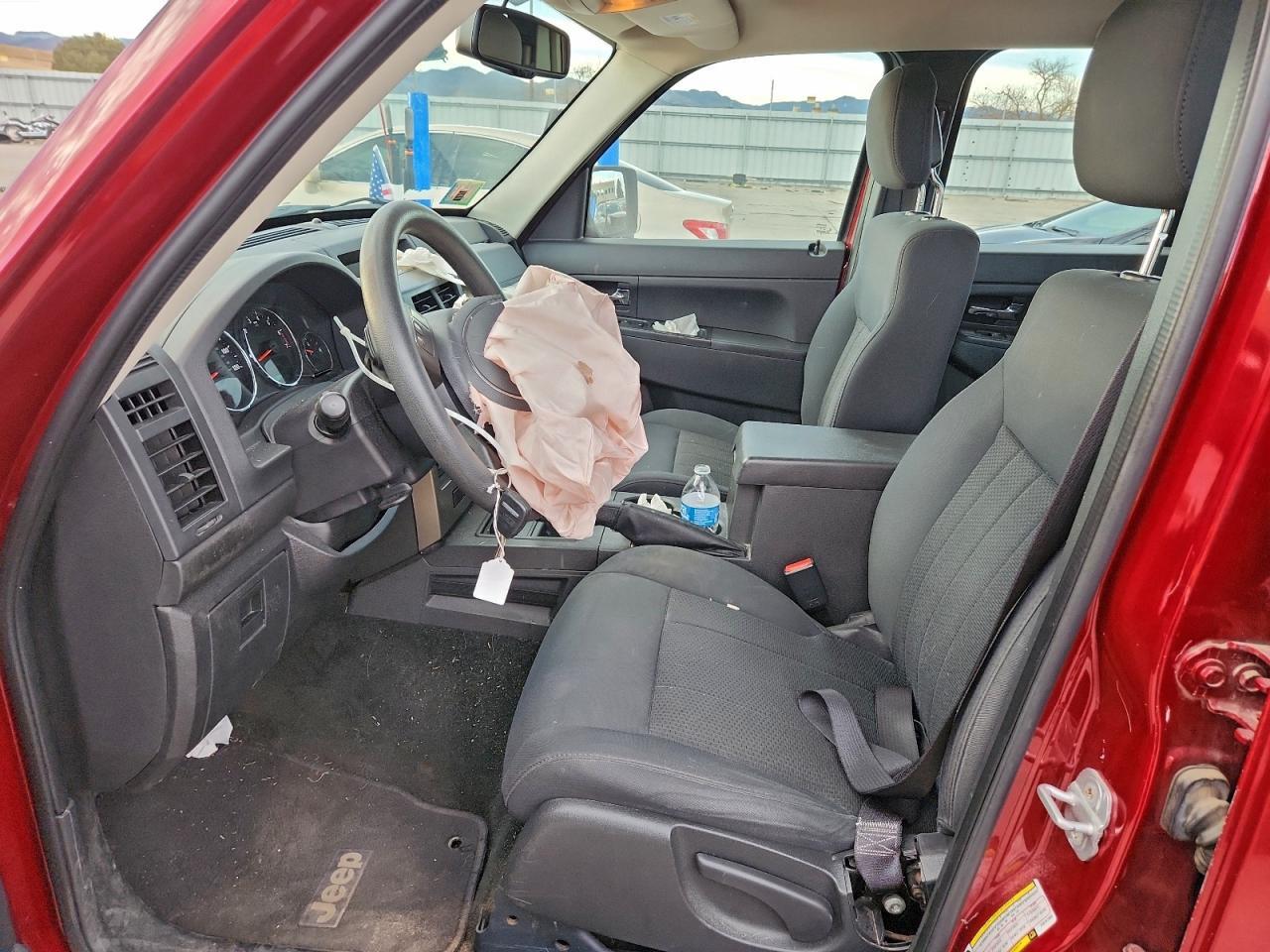 2012 Jeep Liberty Sport - Фото 7