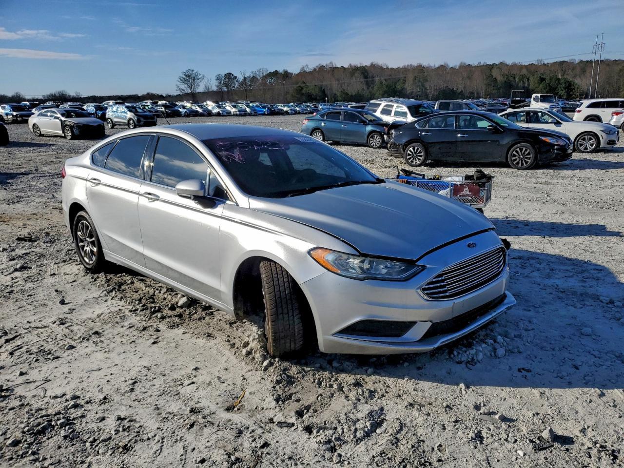 2017 Ford Fusion S - Image 4