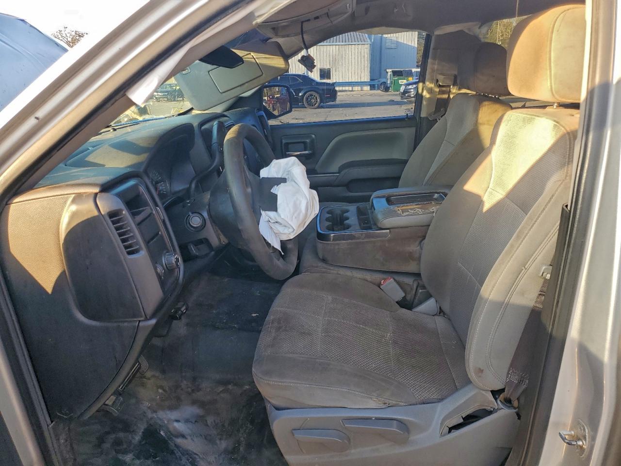 2017 Chevrolet Silverado C1500 - Фото 7