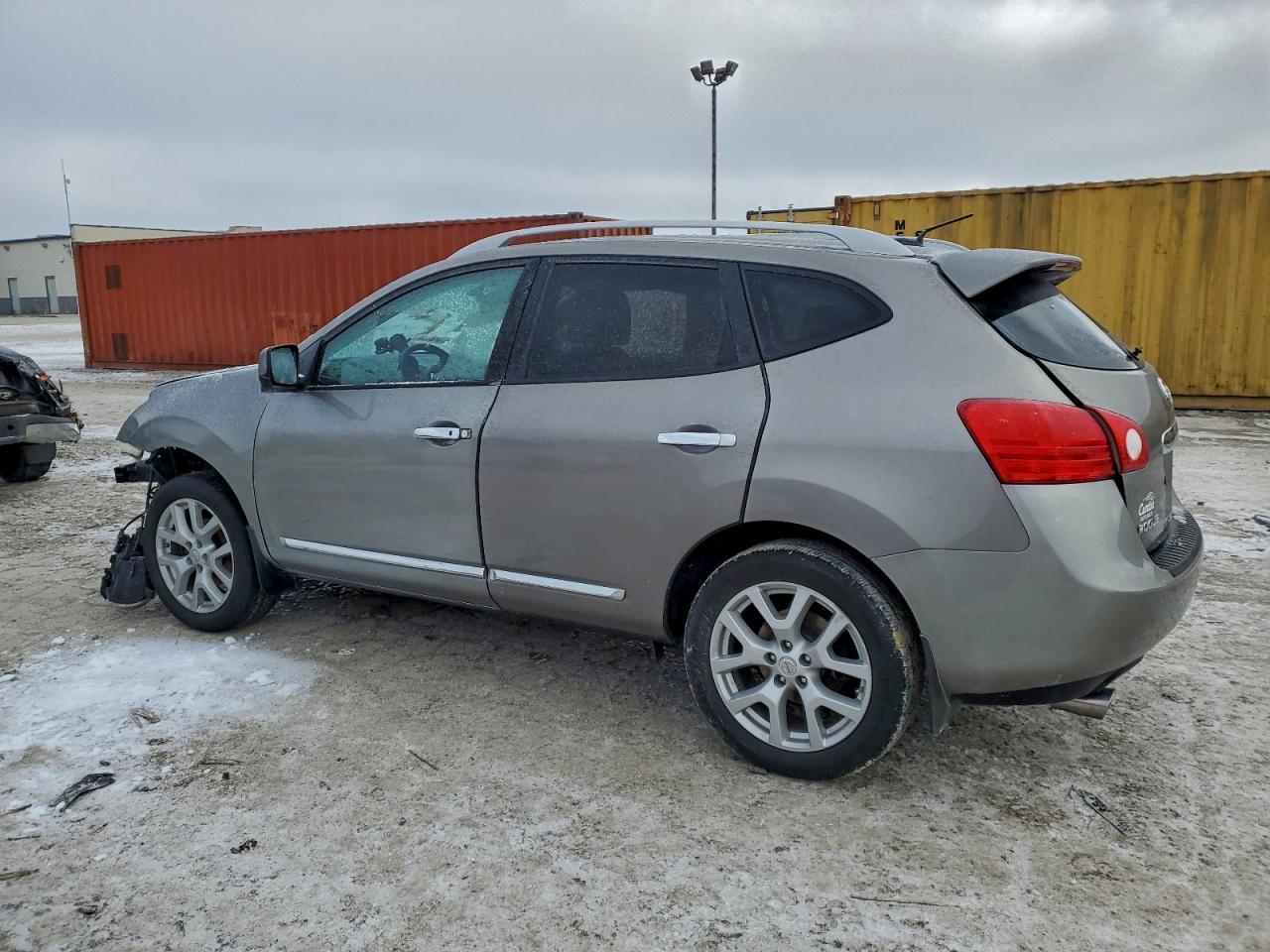 2013 Nissan Rogue S - Image 2