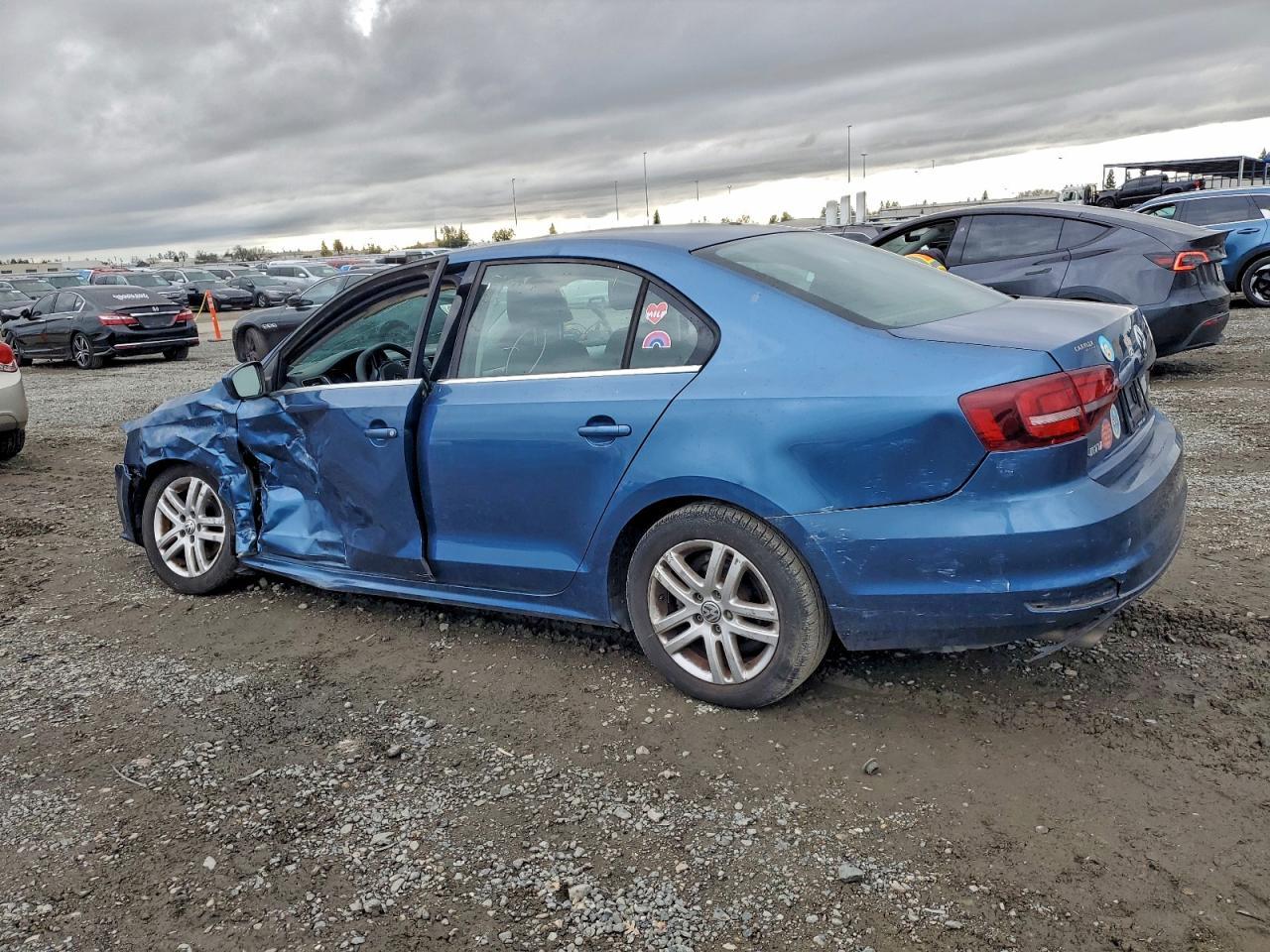 2017 Volkswagen Jetta S - Image 2