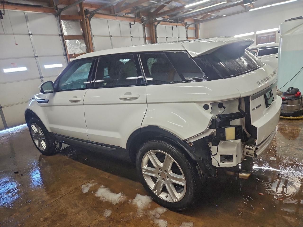 2015 Land Rover Range Rover Evoque Pure Premium - Фото 2