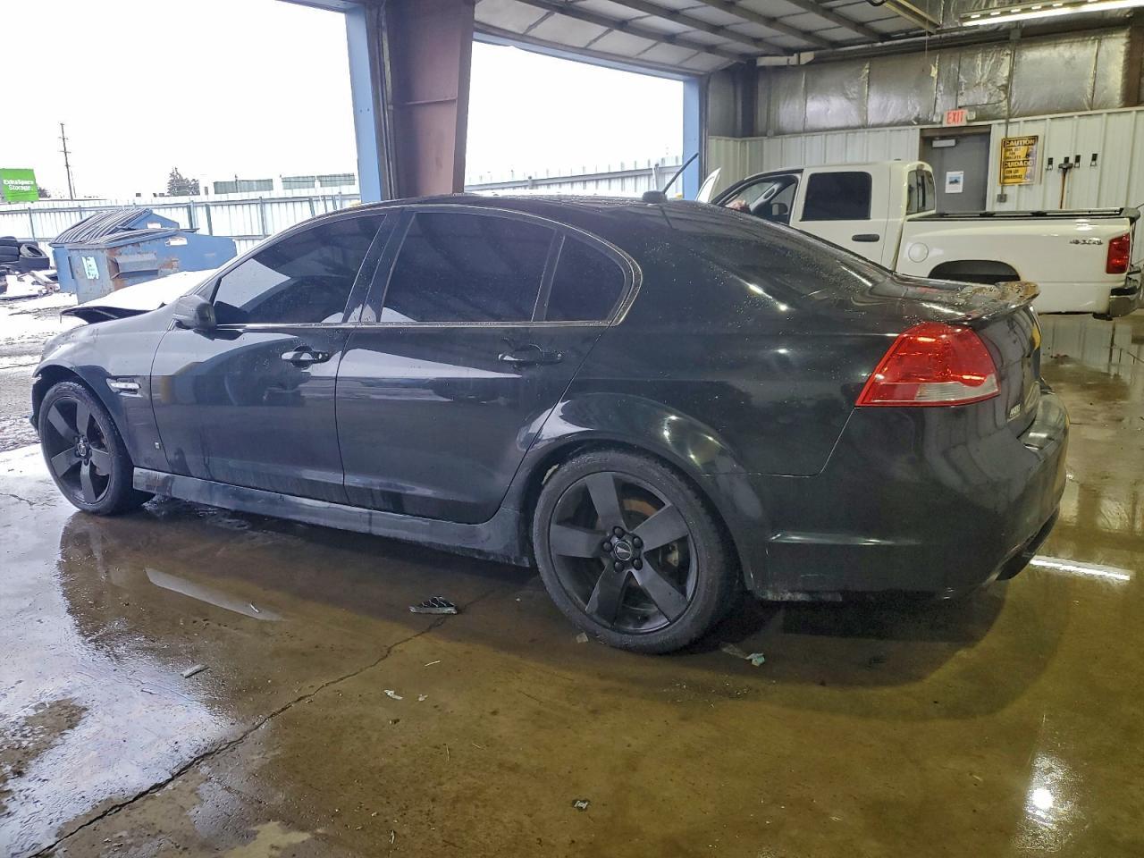 2009 Pontiac G8 - Фото 2