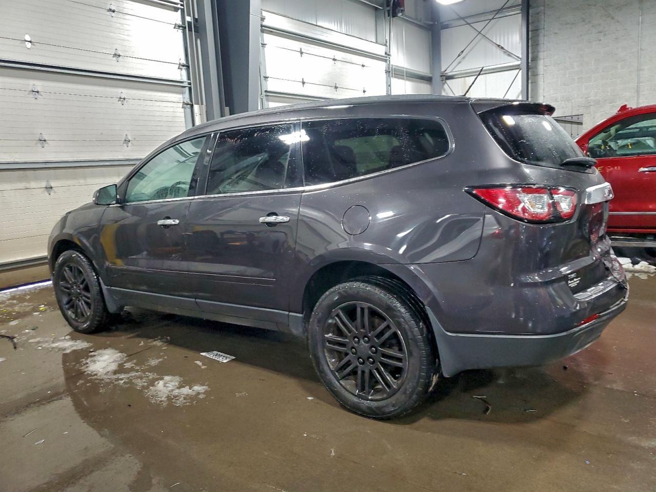 2015 Chevrolet Traverse Lt - Image 2