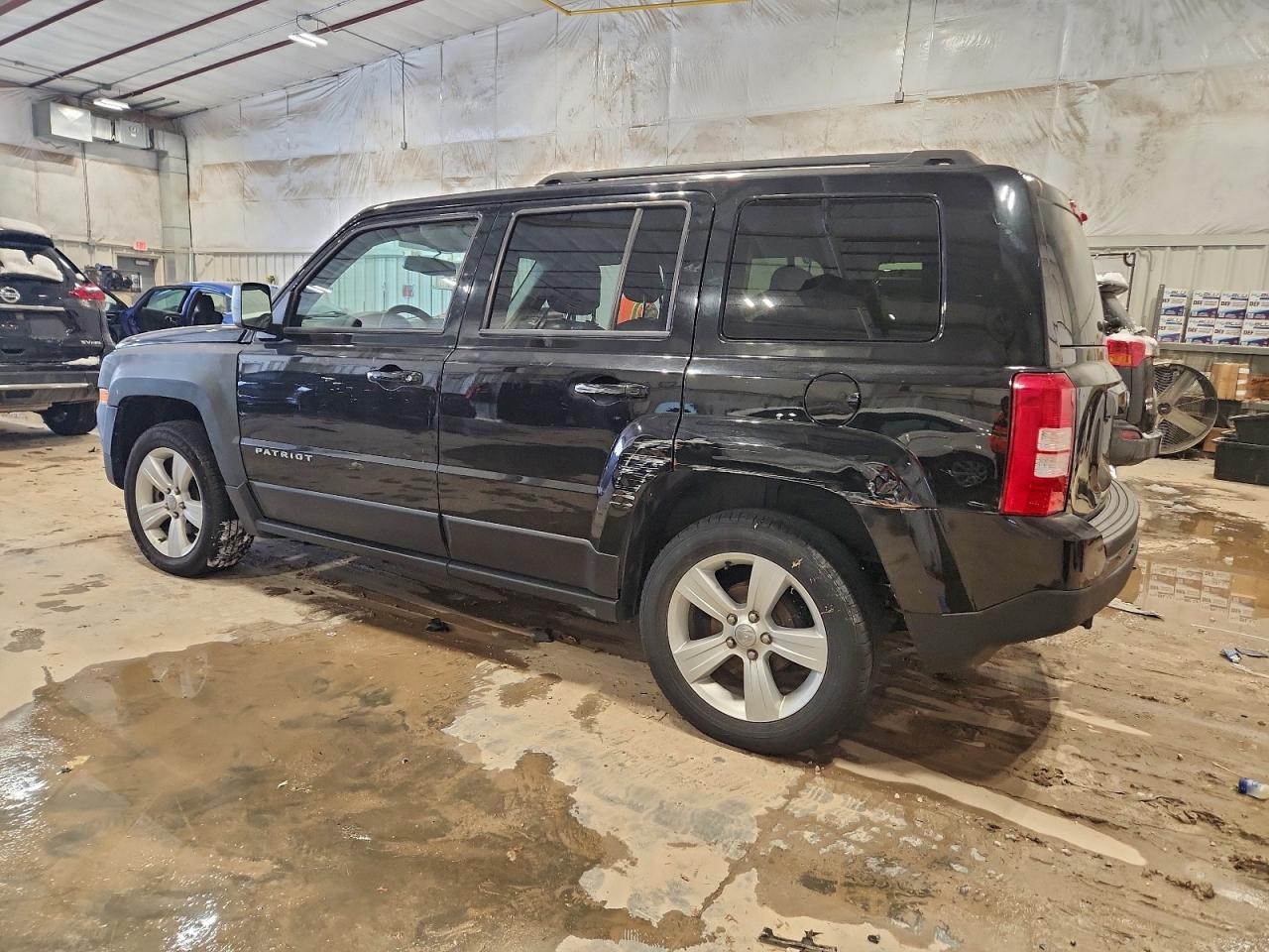 2016 Jeep Patriot Latitude - Image 2