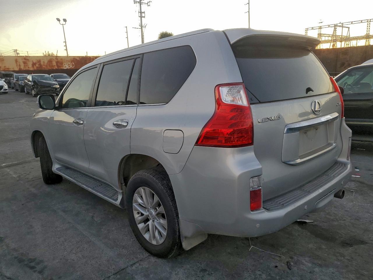 2010 Lexus Gx 460 - Фото 2