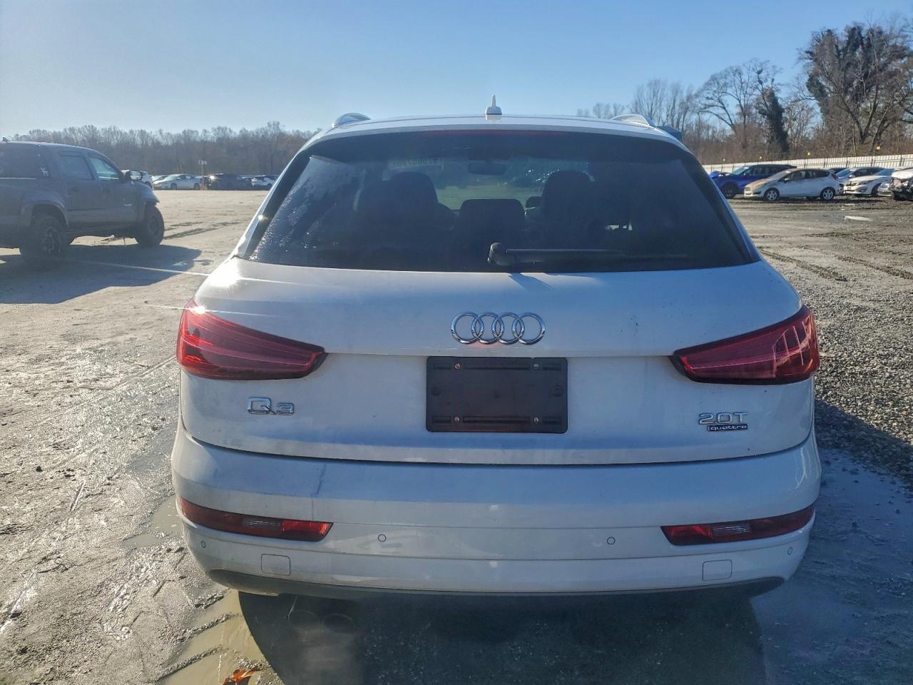 2017 Audi Q3 - Image 6