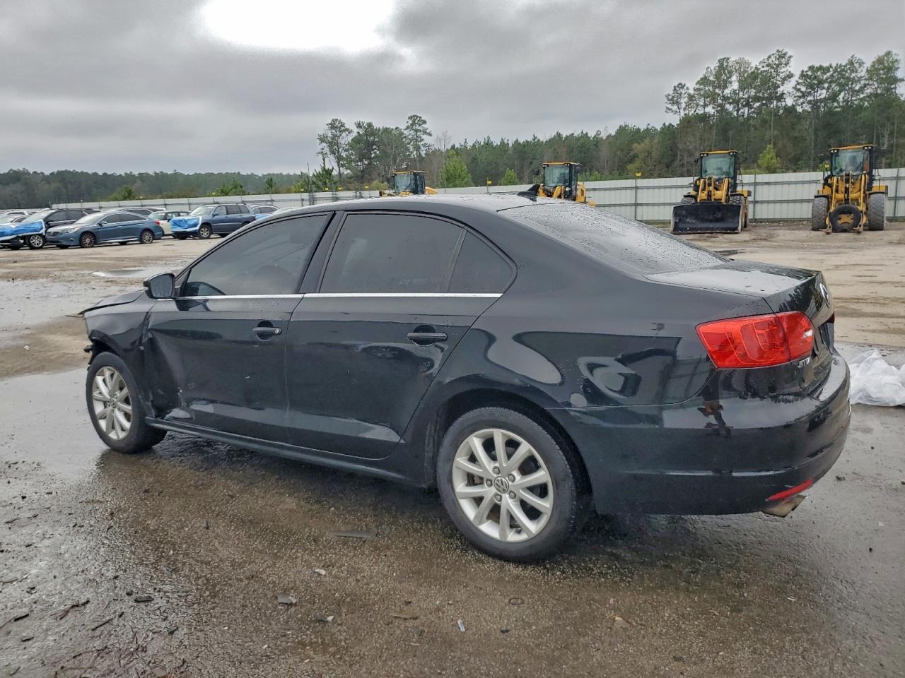 2013 Volkswagen Jetta Se - Image 2