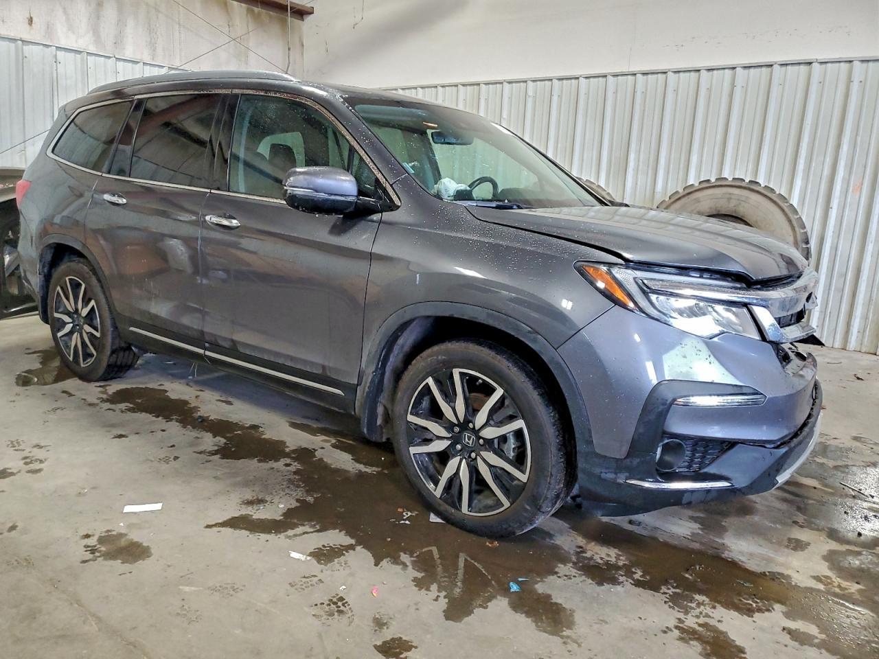 2022 Honda Pilot Touring - Image 4