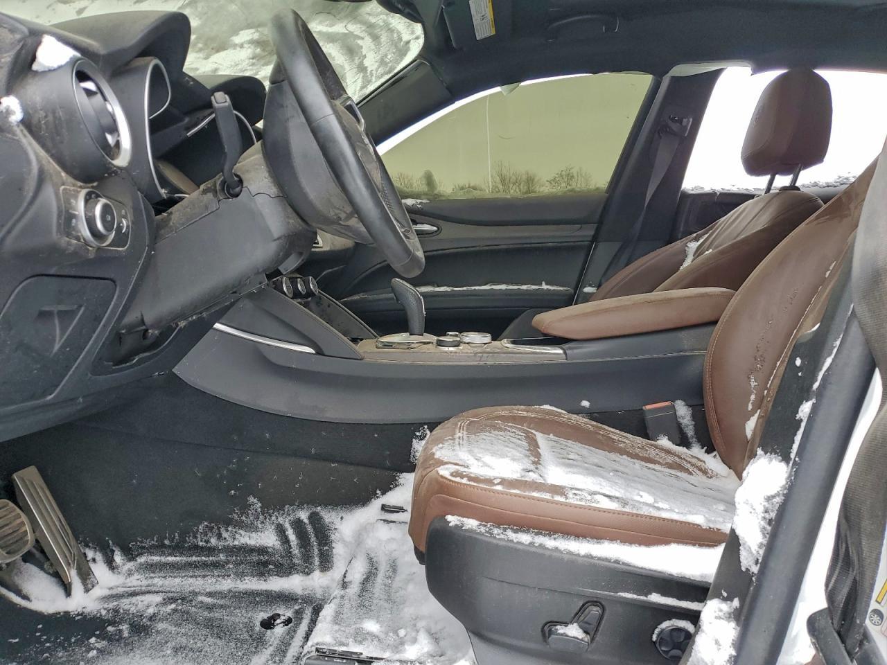 2022 Alfa Romeo Stelvio Ti - Фото 7