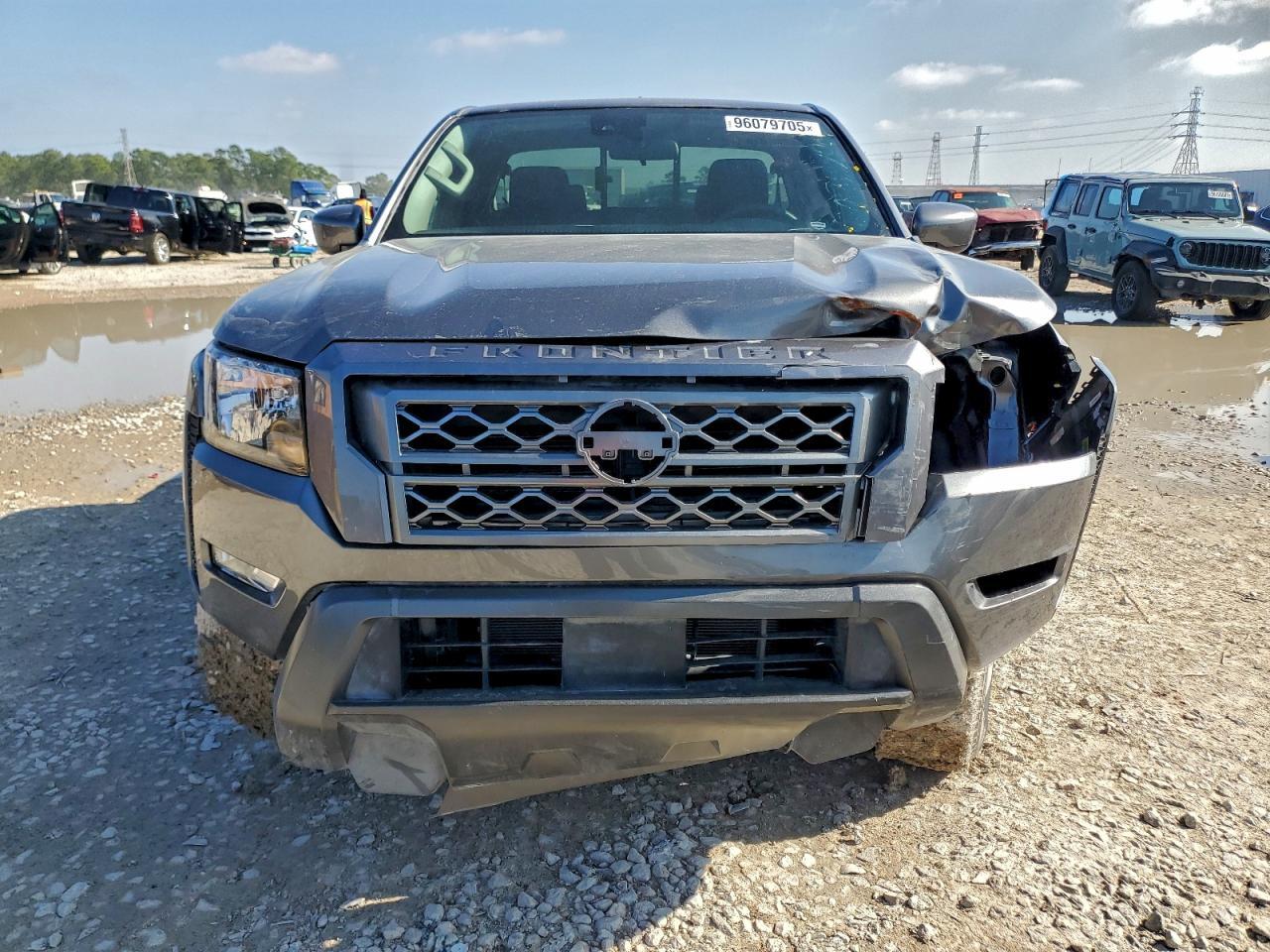 2024 Nissan Frontier S - Image 5