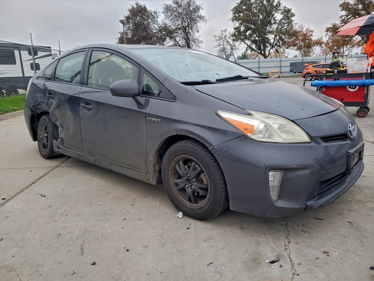 2014 Toyota Prius - Image 4