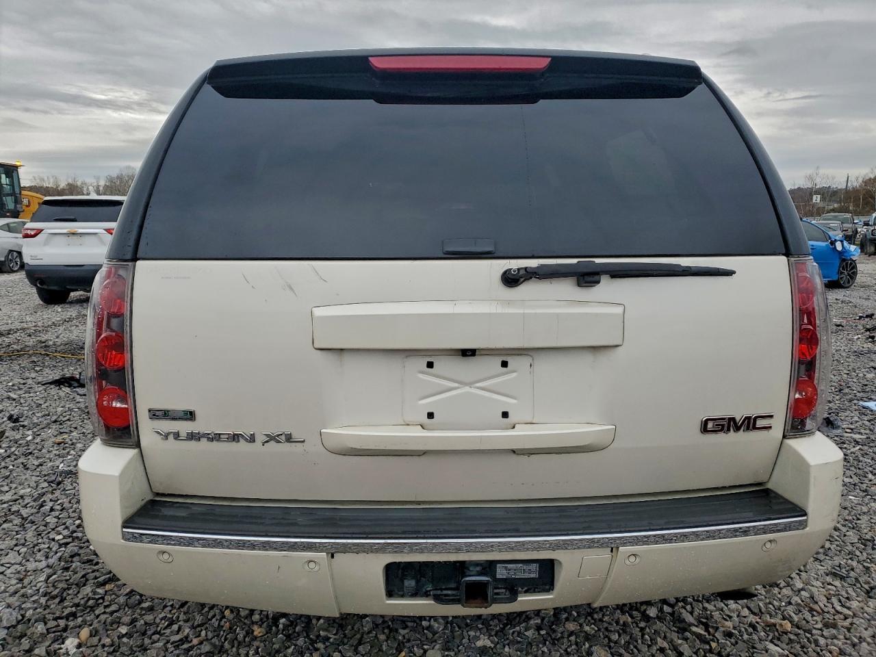 2011 GMC Yukon Xl Denali - Фото 6