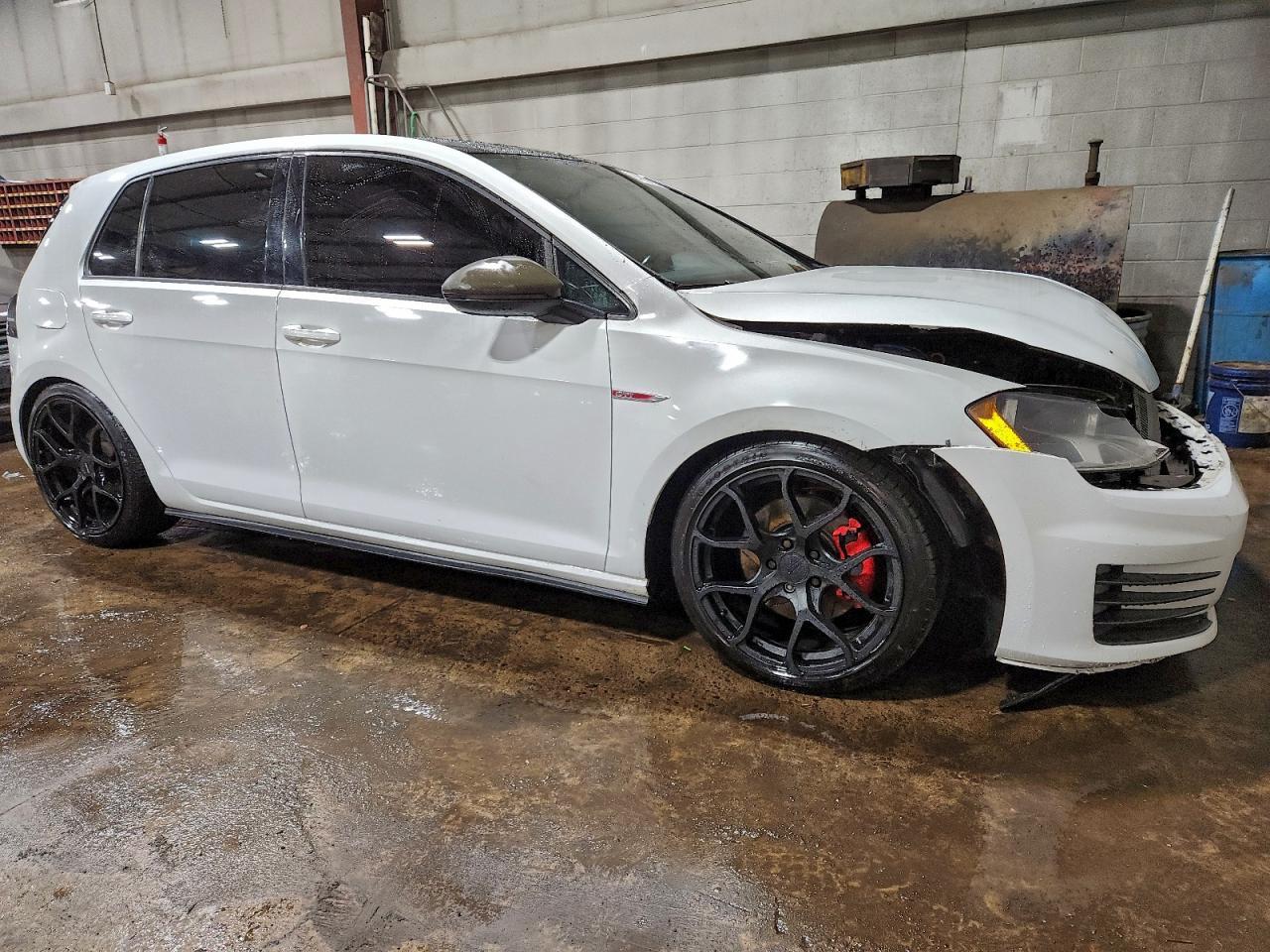 2015 Volkswagen Gti - Фото 4