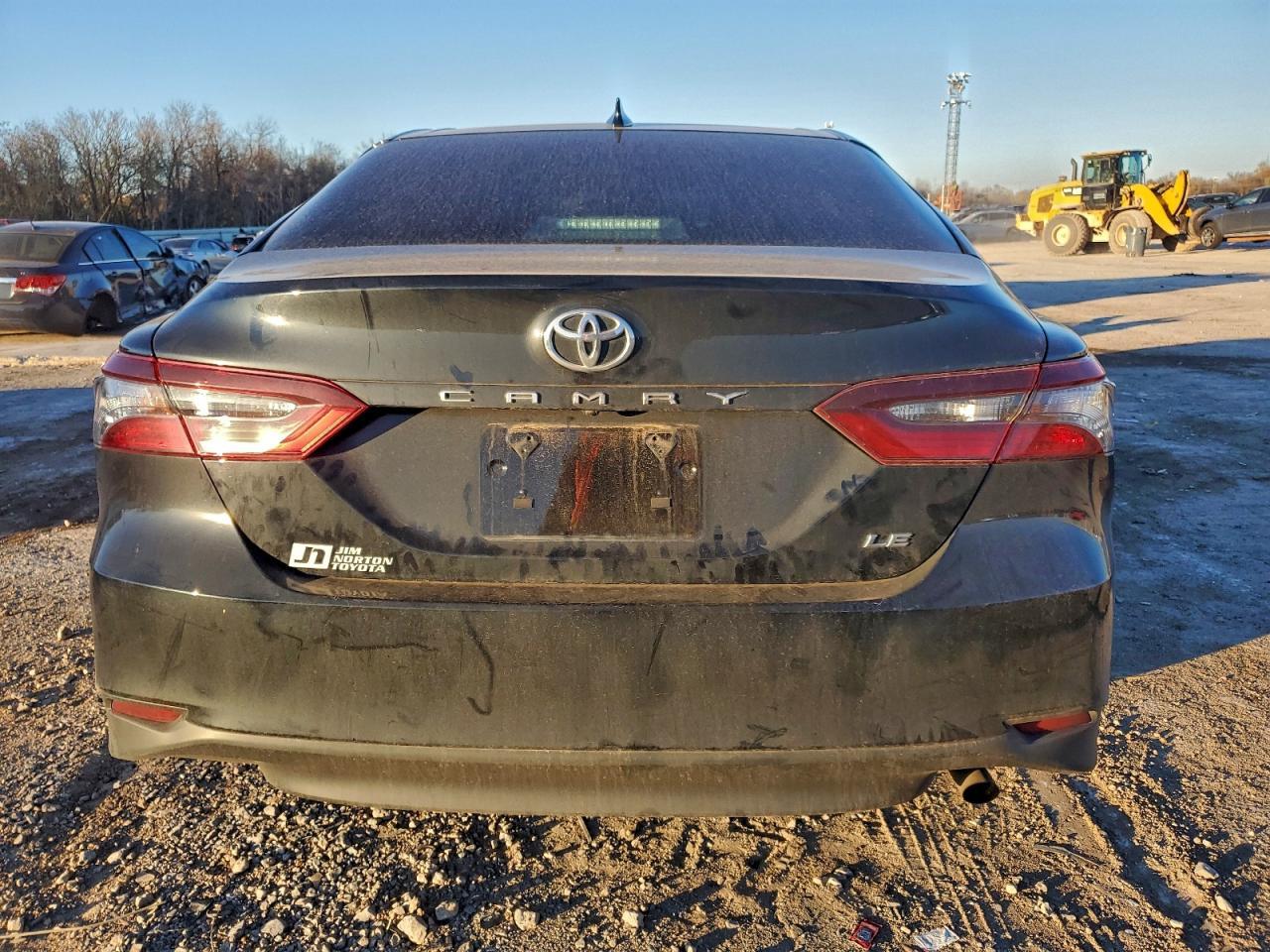 2024 Toyota Camry Le - Фото 6