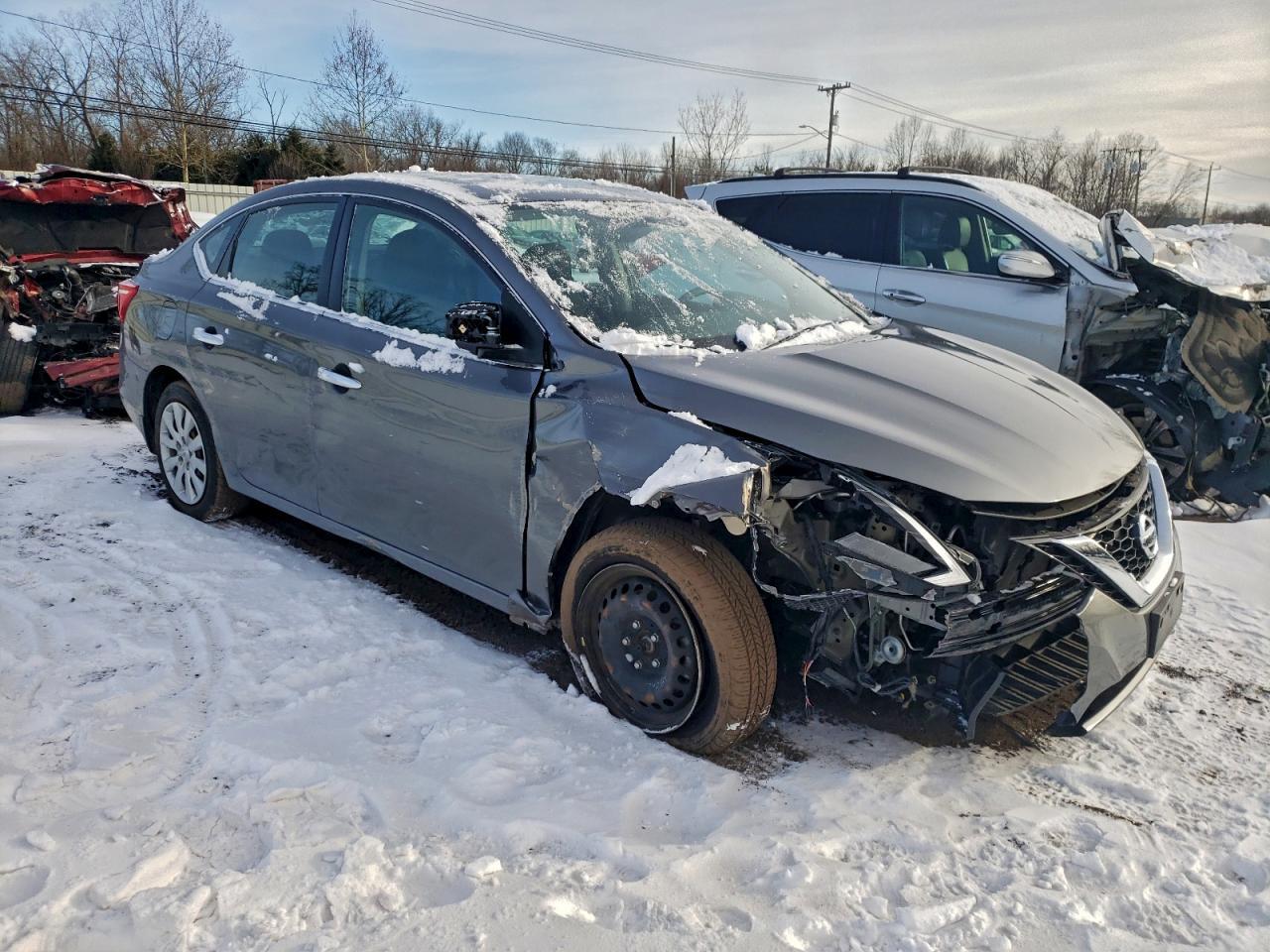 2016 Nissan Sentra S - Фото 4