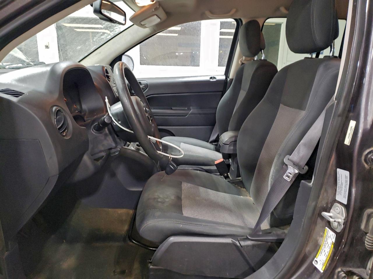 2016 Jeep Compass Sport - Фото 7
