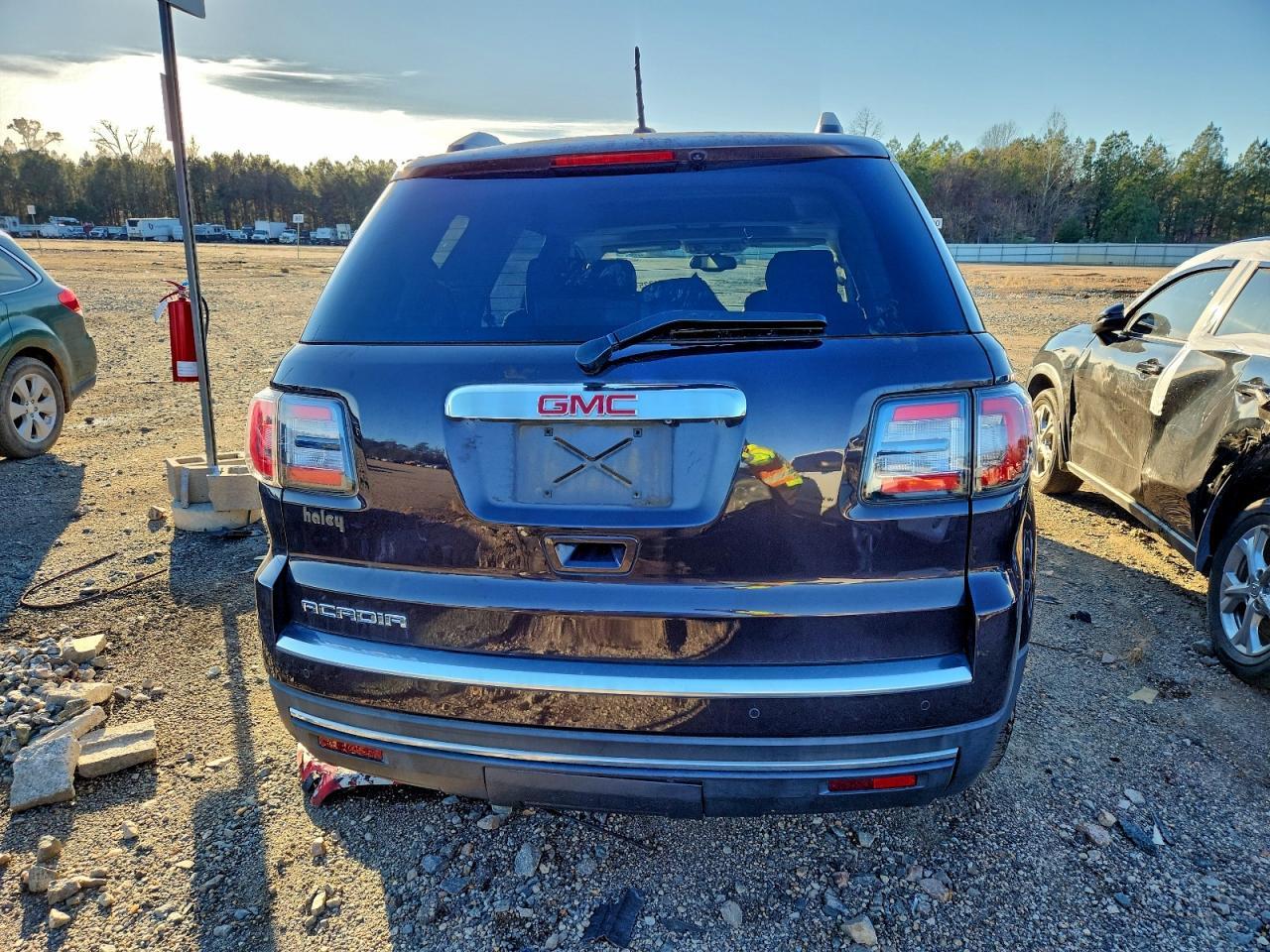 2016 GMC Acadia Sle - Фото 6