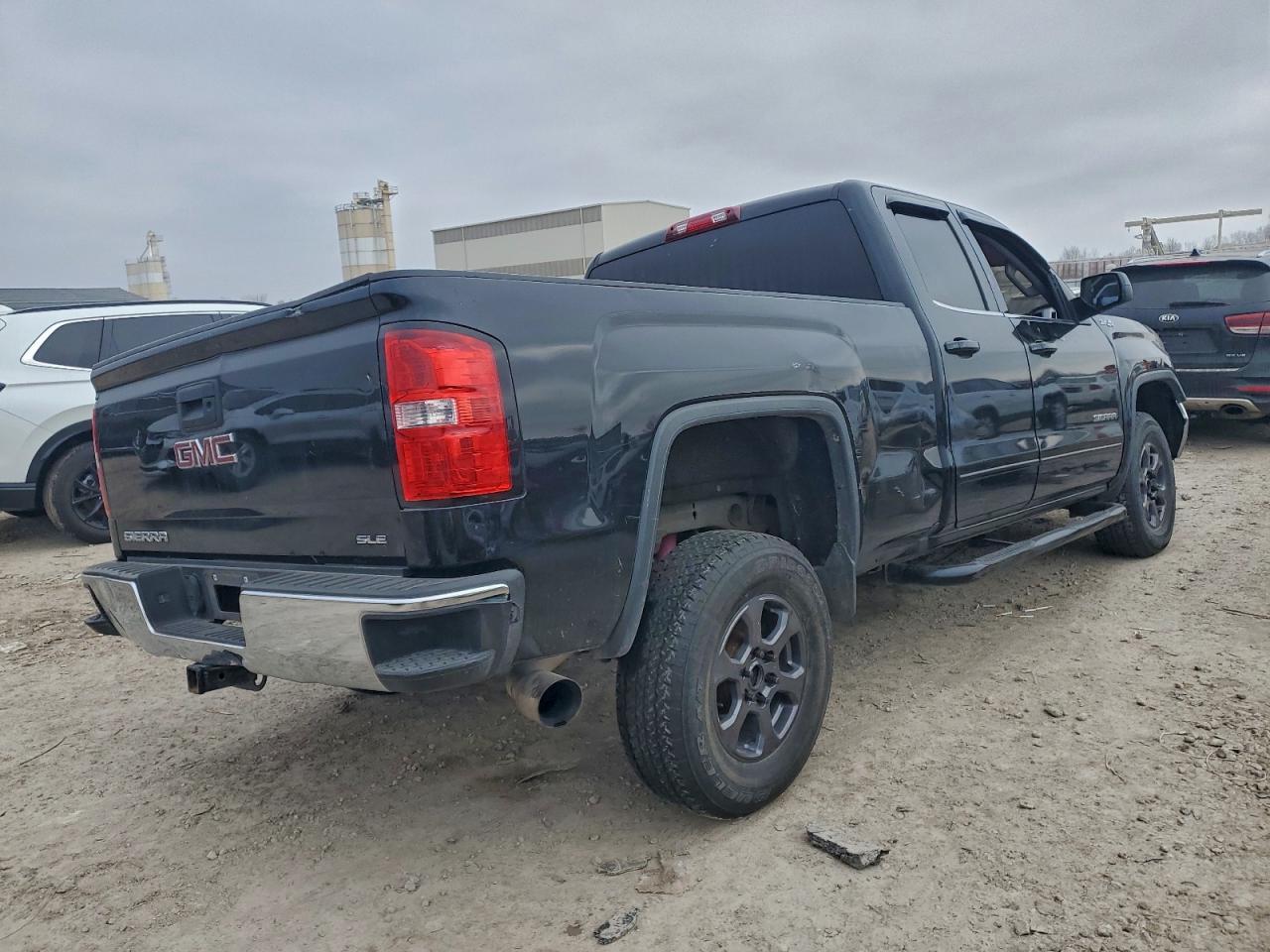 2016 GMC Sierra K1500 Sle - Image 3