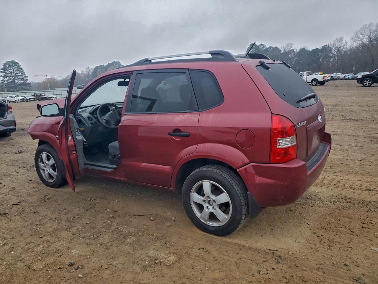2008 Hyundai Tucson - Image 2