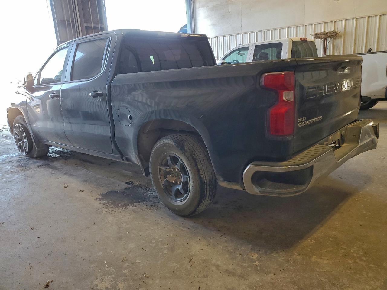 2020 Chevrolet Silverado C1500 Lt - Image 2