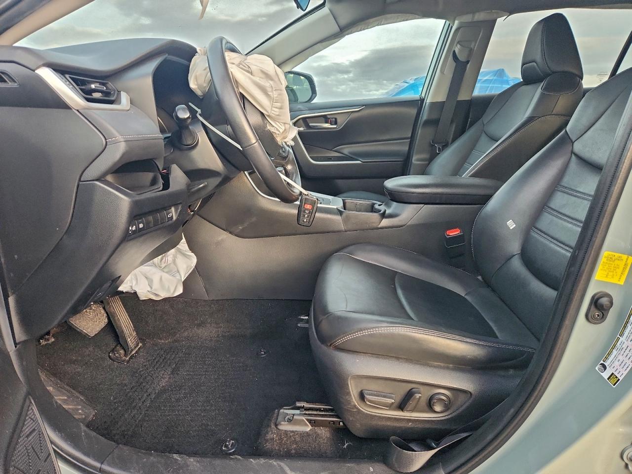 2022 Toyota Rav4 Xle Premium - Image 7