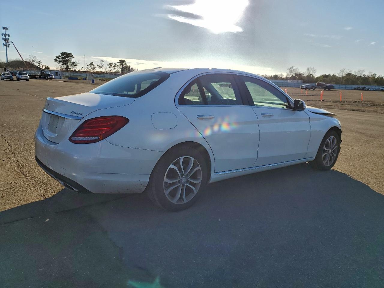 2015 Mercedes-Benz C 300 4Matic - Image 3