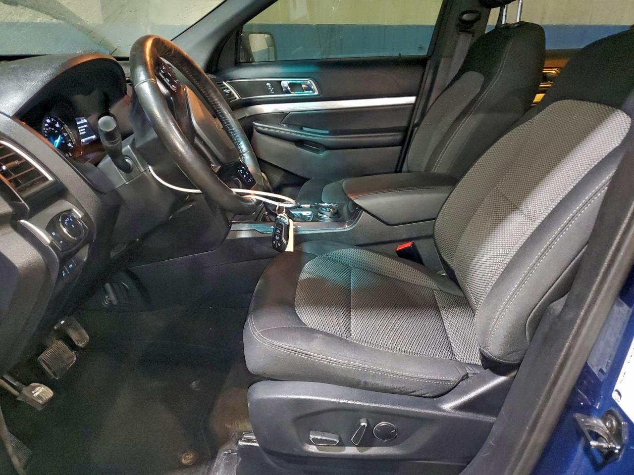 2016 Ford Explorer Xlt - Фото 7