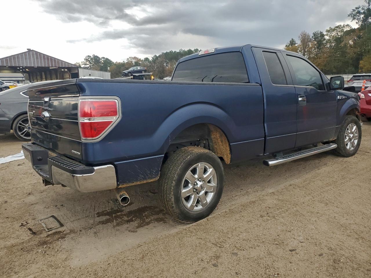 2014 Ford F150 Super Cab - Фото 3