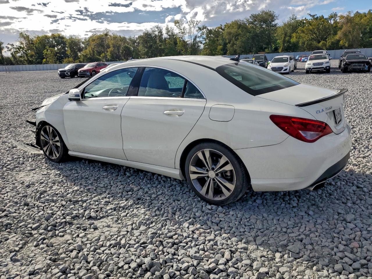 2015 Mercedes-Benz Cla 250 - Фото 2