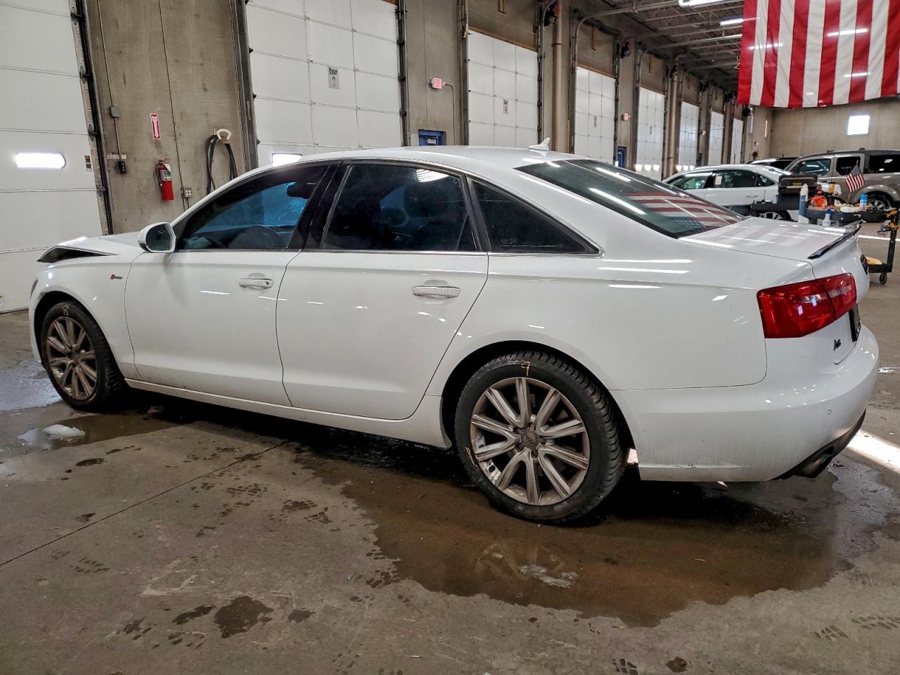 2013 Audi A6 Premium Plus - Фото 2
