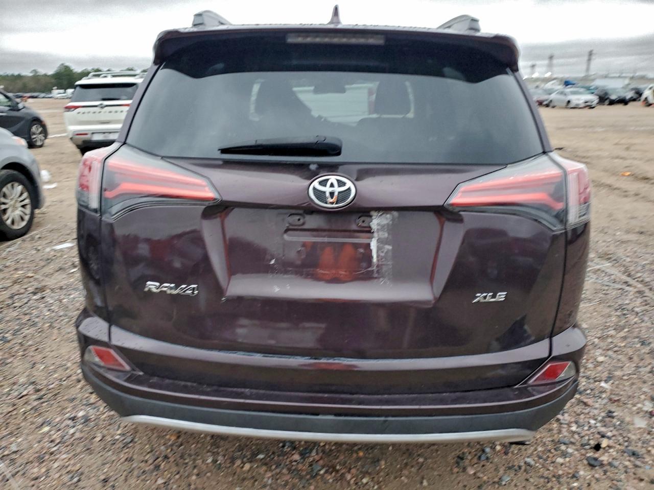 2018 Toyota Rav4 Adventure - Фото 6